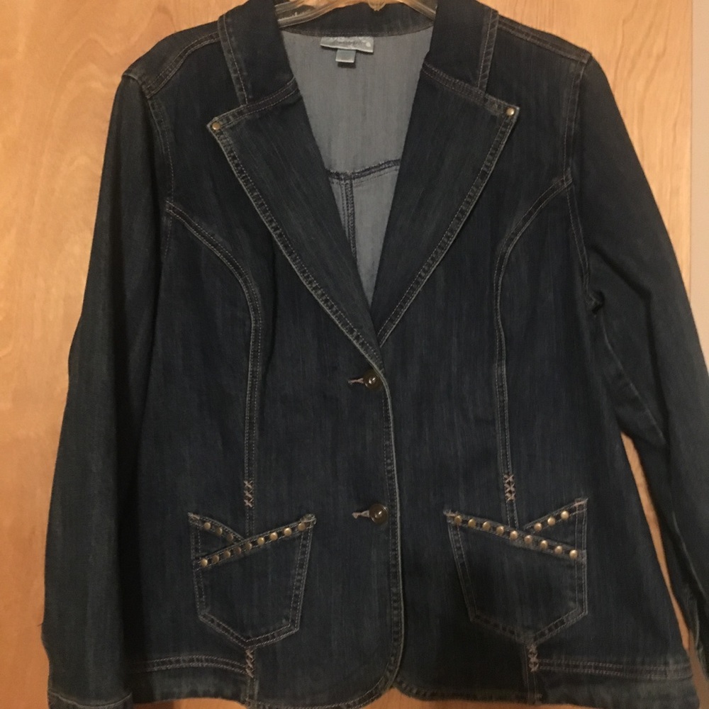 Brand new Women's Jean jacket